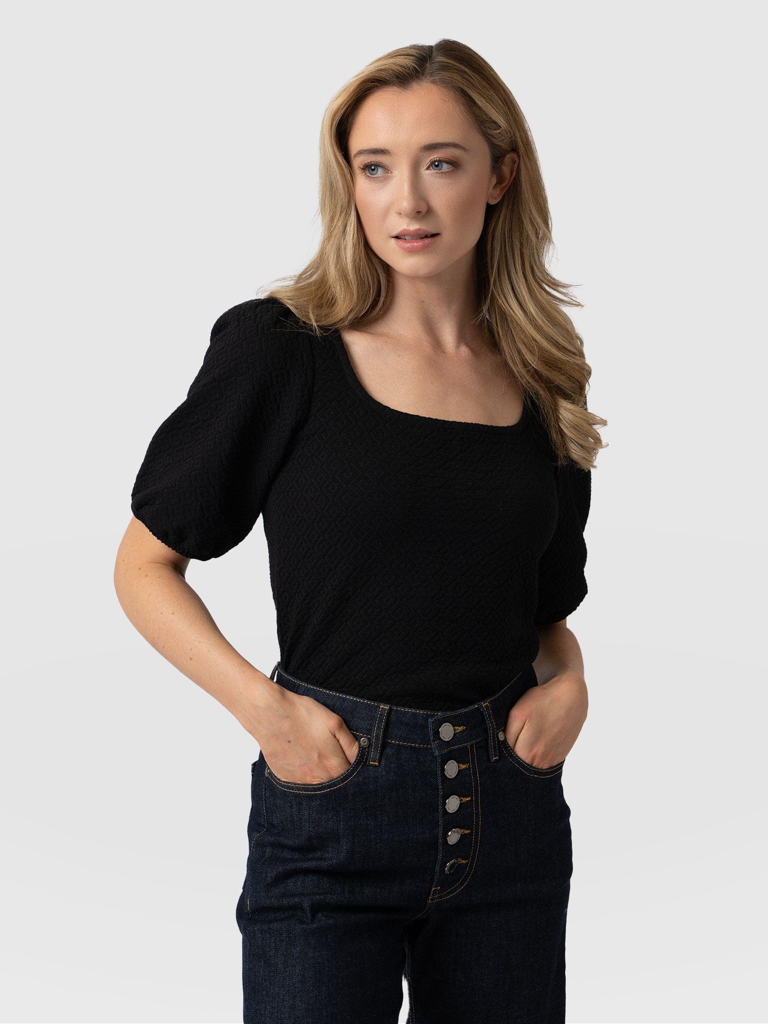 Olivia Puff Sleeve Tee Black - Women's T-shirts | Saint + Sofia® UK